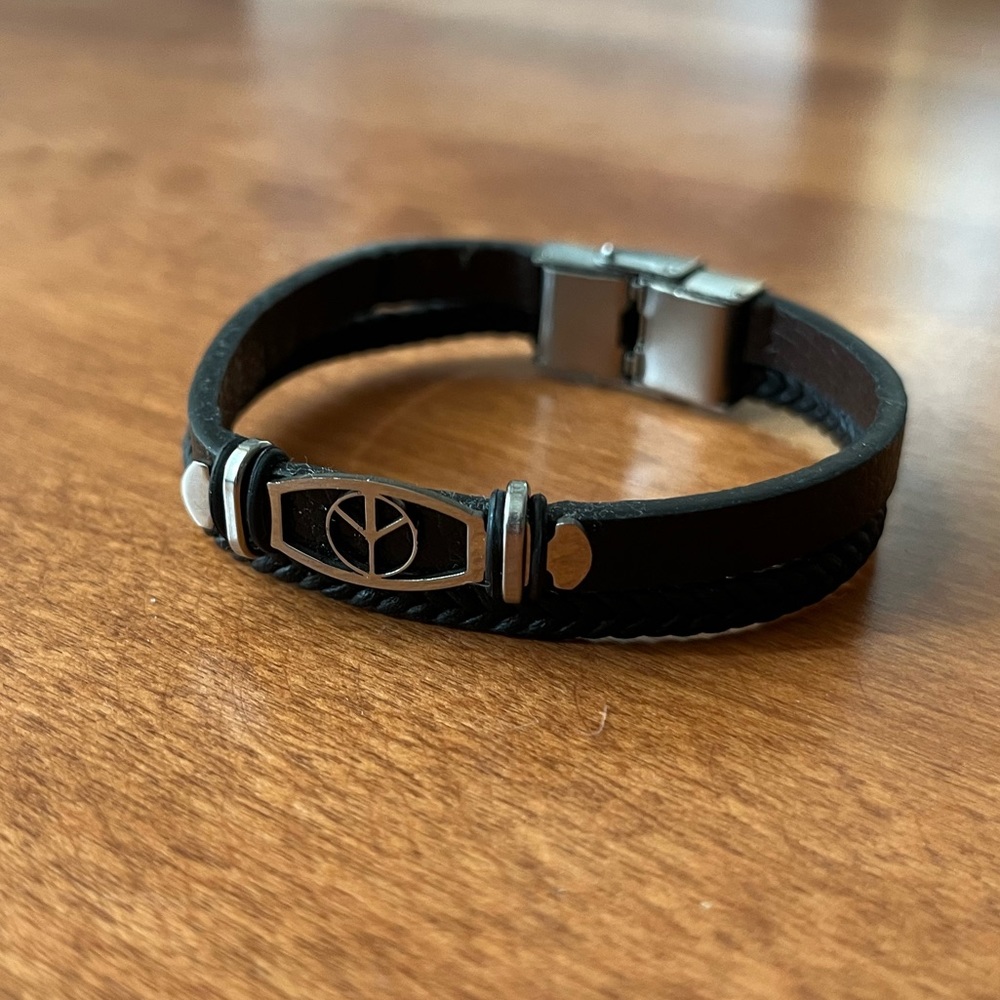 Men’s Wrist Band
